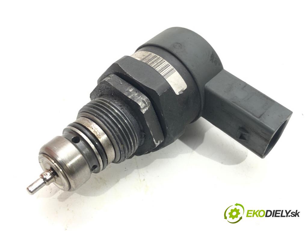 AUDI A6 C6 Avant (4F5) 2004 - 2011    3.0 TDI quattro 165 kW [225 KM] olej napędowy 2005 - 2006  Regulátor tlaku paliva 057130764B (Ostatné)