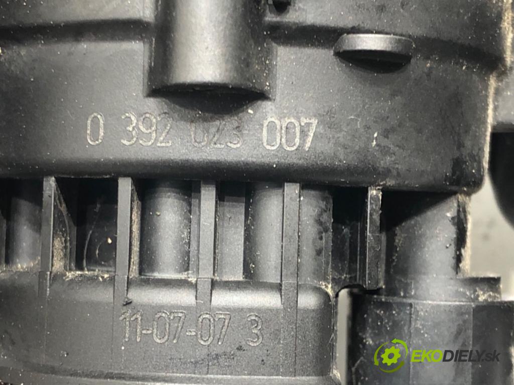 AUDI A6 C6 Avant (4F5) 2004 - 2011    3.0 TDI quattro 165 kW [225 KM] olej napędowy 2005 - 2006  Magnetický ventil vody 0392023007 (Ostatné)