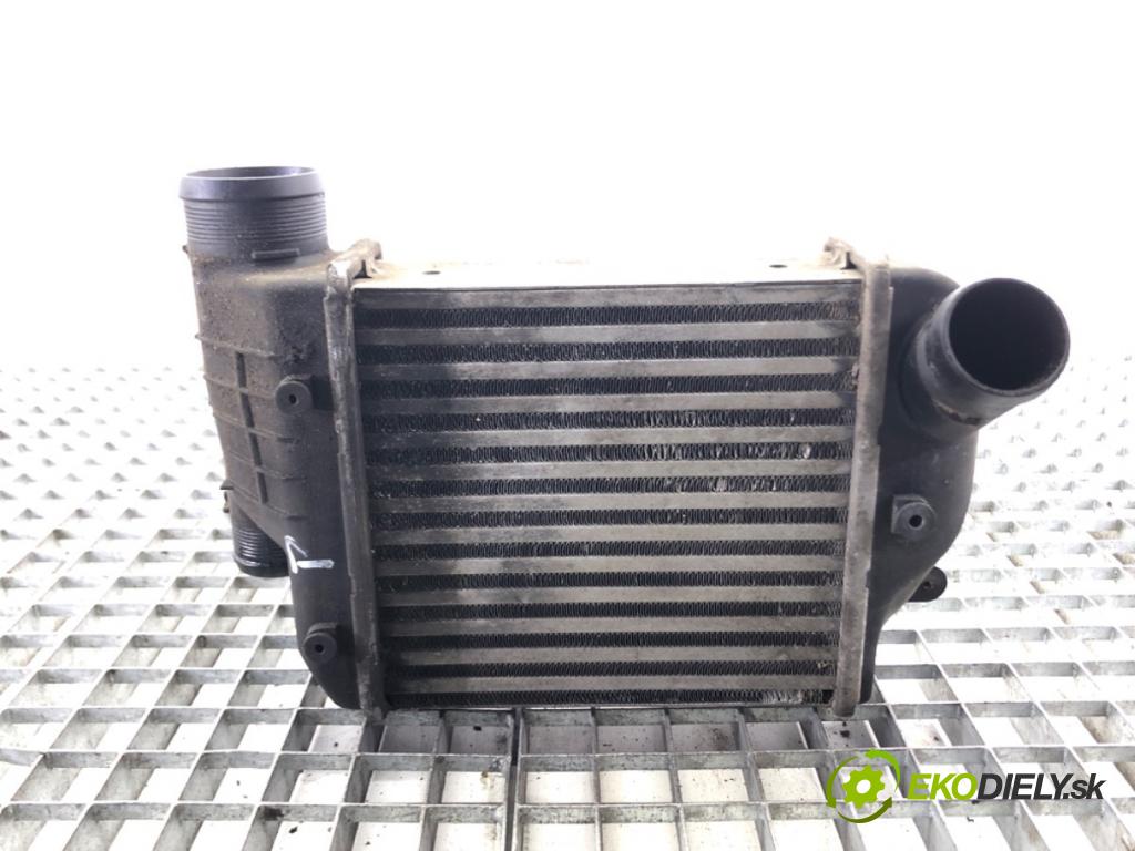 AUDI A6 C6 Avant (4F5) 2004 - 2011    3.0 TDI quattro 165 kW [225 KM] olej napędowy 2005 - 2006  intercooler levý  (Chladiče nasávaného vzduchu (intercoolery))