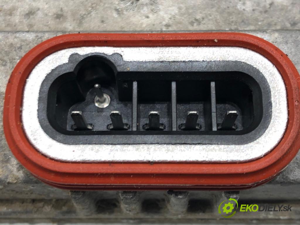 AUDI A6 C6 Avant (4F5) 2004 - 2011    3.0 TDI quattro 165 kW [225 KM] olej napędowy 2005 - 2006  Menič XENON 5DV008290 (Riadiace jednotky xenónu)