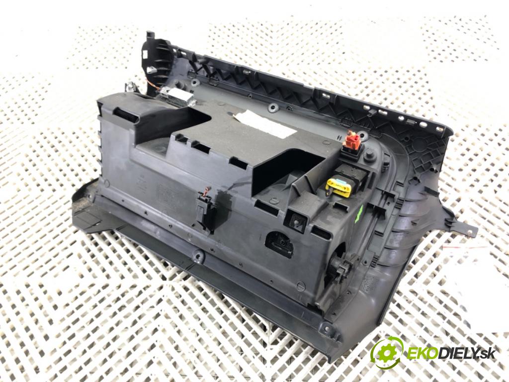 VW SCIROCCO III (137, 138) 2008 - 2017    2.0 TDI 125 kW [170 KM] olej napędowy 2009 - 2017  Priehradka, kastlík spolujazdca  (Priehradky, kastlíky)