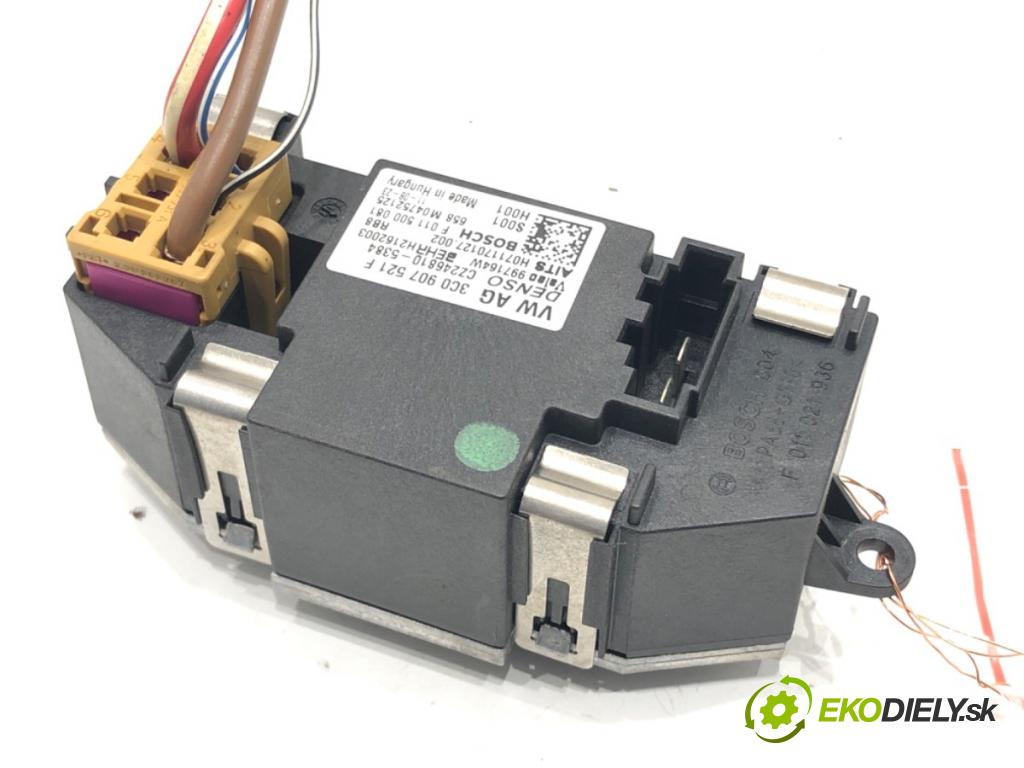 VW SCIROCCO III (137, 138) 2008 - 2017    2.0 TDI 125 kW [170 KM] olej napędowy 2009 - 2017  odpor rezistor topení vzduchu 3C0907521F (Odpory topení)