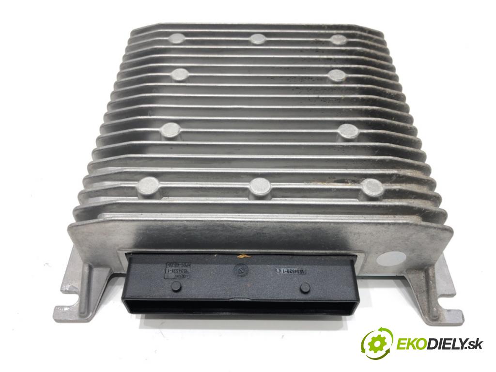 VW SCIROCCO III (137, 138) 2008 - 2017    2.0 TDI 125 kW [170 KM] olej napędowy 2009 - 2017  Zosilňovač 5K0035456 (Zosilňovače)