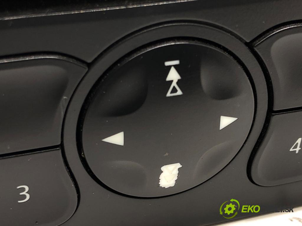 RENAULT CLIO III (BR0/1, CR0/1) 2005 - 2014    1.5 dCi 55 kW [75 KM] olej napędowy 2010 - 2014  RADIO 281150038R (Audio zariadenia)