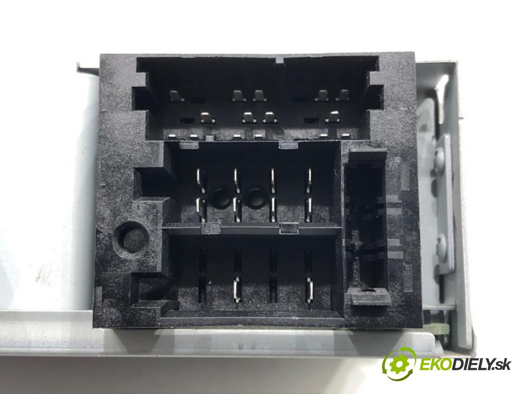 RENAULT CLIO III (BR0/1, CR0/1) 2005 - 2014    1.5 dCi 55 kW [75 KM] olej napędowy 2010 - 2014  RADIO 281150038R (Audio zariadenia)