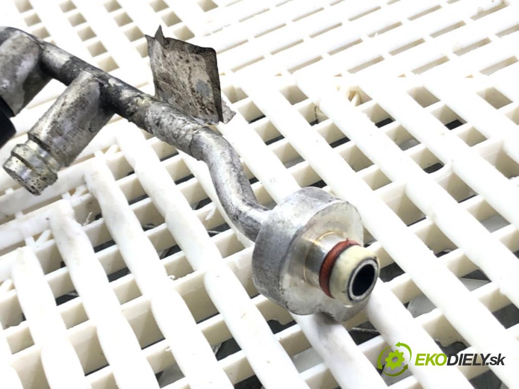 LAND ROVER RANGE ROVER SPORT I (L320) 2005 - 2013    3.0 D 4x4 180 kW [245 KM] olej napędowy 2009 - 2013  rúrka klimatizácie  (Rúrky klimatizácie)