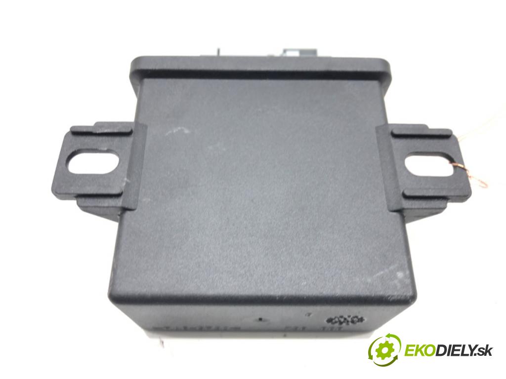 VW SCIROCCO III (137, 138) 2008 - 2017    2.0 TDI 125 kW [170 KM] olej napędowy 2009 - 2017  Modul svetiel 8P0907357K (Ostatné)