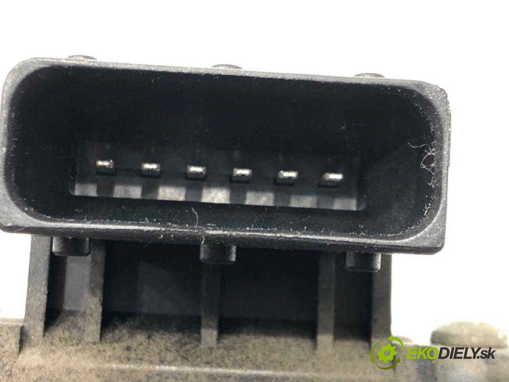 OPEL ZAFIRA B Nadwozie pełne/minivan (A05) 2005 - 2015    1.9 CDTI VAN (M75) 88 kW [120 KM] olej napędowy 2005 - 2015  Potenciometer plynu 9202341BT (Pedále)