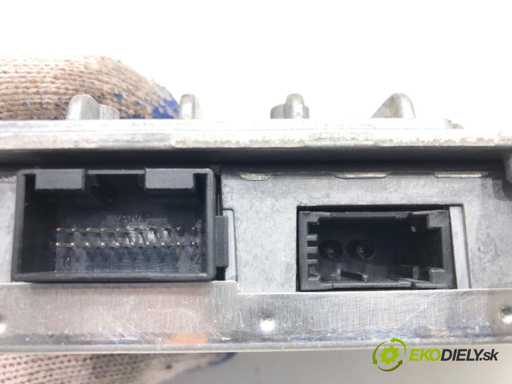 AUDI A5 (8T3) 2007 - 2017    3.0 TDI quattro 176 kW [240 KM] olej napędowy 2007 - 2012  RADIO 8T0035462 (Audio zariadenia)