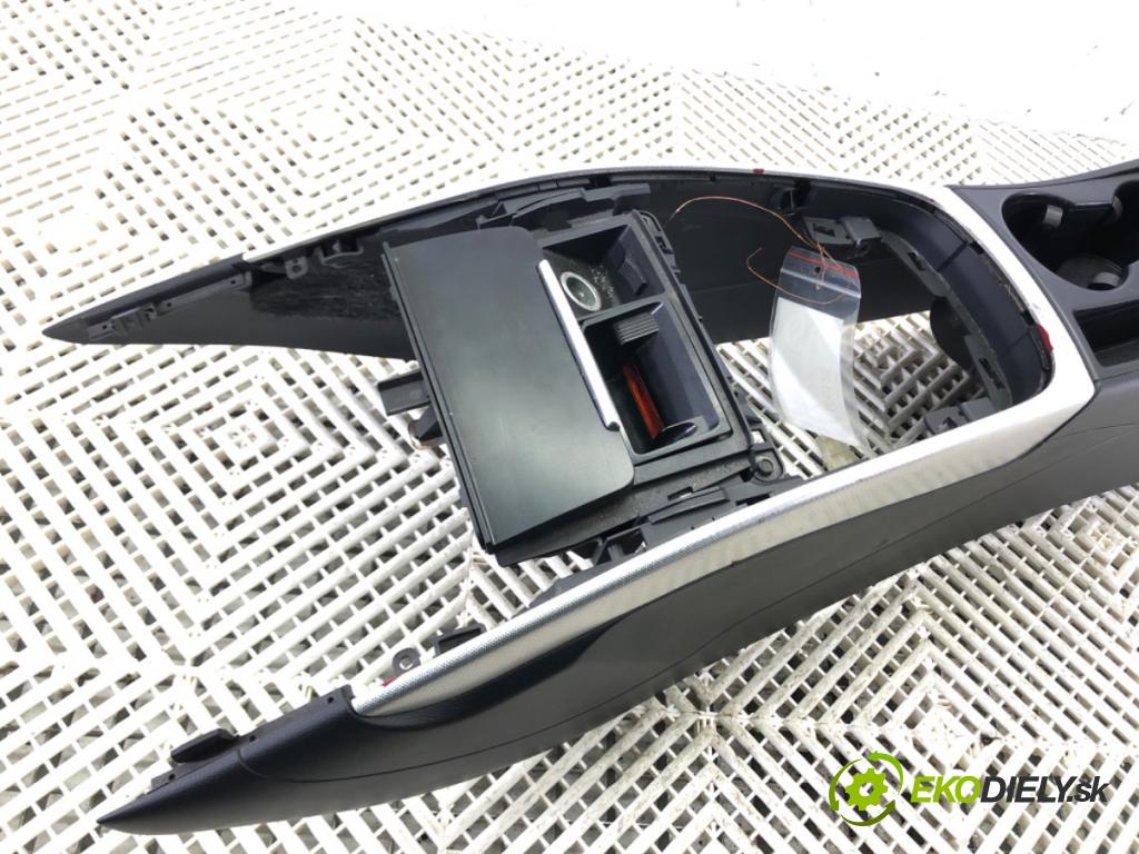 AUDI A5 (8T3) 2007 - 2017    3.0 TDI quattro 176 kW [240 KM] olej napędowy 2007 - 2012  Tunel stredový 8K0864981B (Stredový tunel / panel)