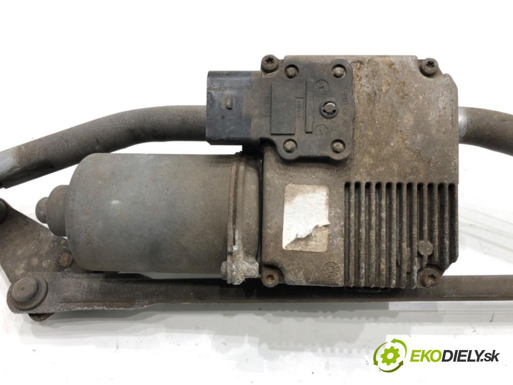 AUDI A5 (8T3) 2007 - 2017    3.0 TDI quattro 176 kW [240 KM] olej napędowy 2007 - 2012  Mechanizmus stieračov predný 8T1955119B (Motorčeky stieračov predné)