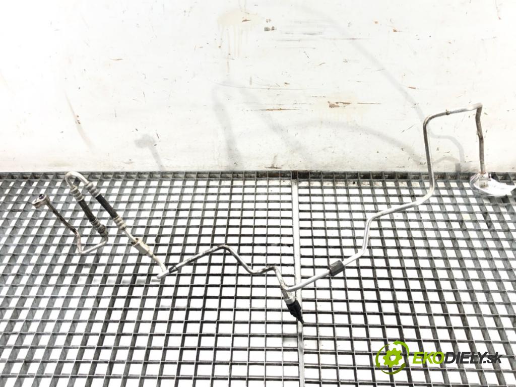 SKODA ROOMSTER (5J7) 2006 - 2015    1.2 51 kW [70 KM] benzyna 2007 - 2015  rúrka klimatizácie 6Q1820741AC (Rúrky klimatizácie)