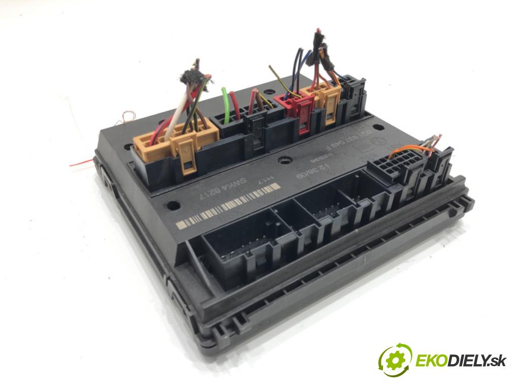 SKODA ROOMSTER (5J7) 2006 - 2015    1.2 51 kW [70 KM] benzyna 2007 - 2015  Modul komfortu 6Q1937049F (Moduly komfortu)