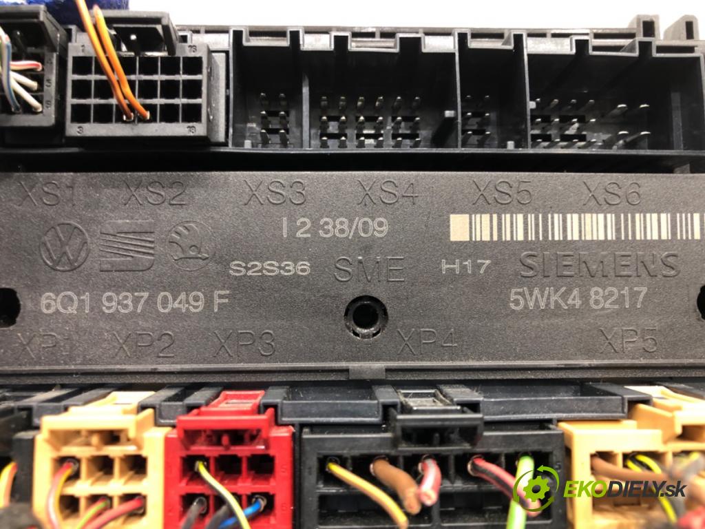 SKODA ROOMSTER (5J7) 2006 - 2015    1.2 51 kW [70 KM] benzyna 2007 - 2015  Modul komfortu 6Q1937049F (Moduly komfortu)