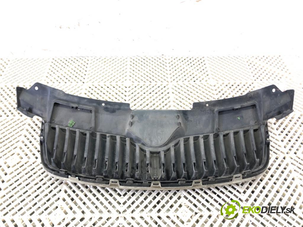 SKODA ROOMSTER (5J7) 2006 - 2015    1.2 51 kW [70 KM] benzyna 2007 - 2015  mřížka maska 5J0853668A (Mřížky (masky) chladičů)