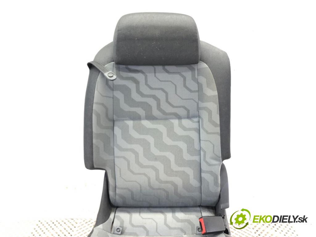 SKODA ROOMSTER (5J7) 2006 - 2015    1.2 51 kW [70 KM] benzyna 2007 - 2015  Sedadlo zad