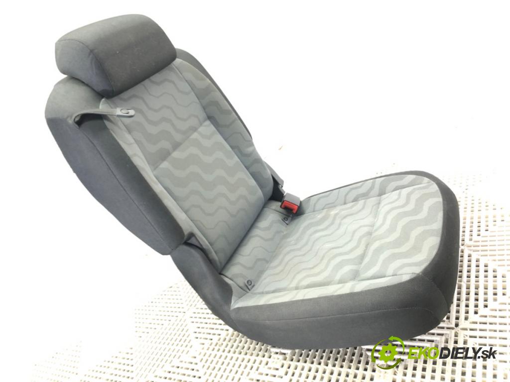 SKODA ROOMSTER (5J7) 2006 - 2015    1.2 51 kW [70 KM] benzyna 2007 - 2015  Sedadlo zad