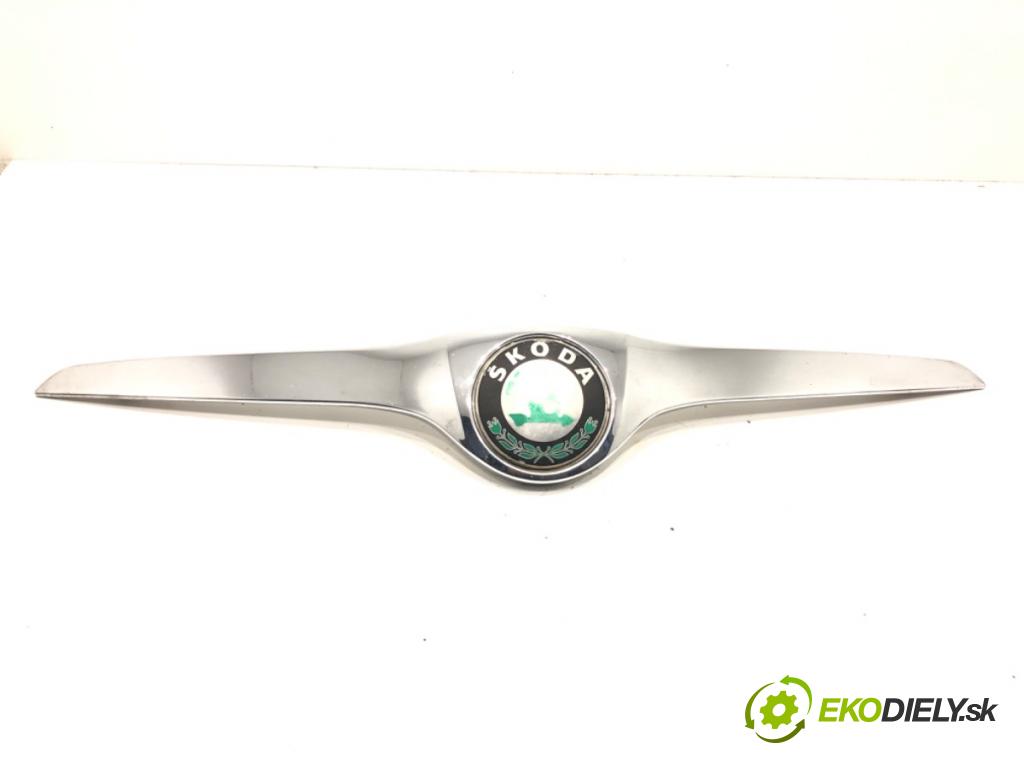 SKODA ROOMSTER (5J7) 2006 - 2015    1.2 51 kW [70 KM] benzyna 2007 - 2015  mřížka maska 5J0853633 (Mřížky (masky) chladičů)