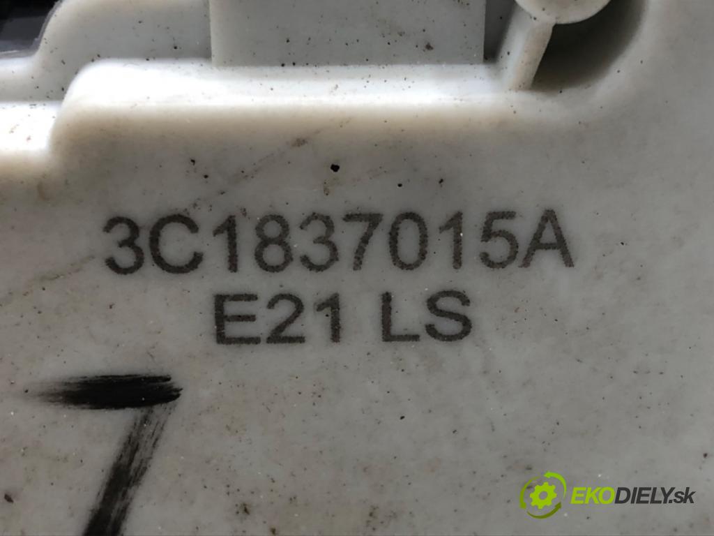VW PASSAT B6 Variant (3C5) 2005 - 2011    2.0 TDI 103 kW [140 KM] olej napędowy 2005 - 2009  zámok dveře levý přední část 3C1837015A