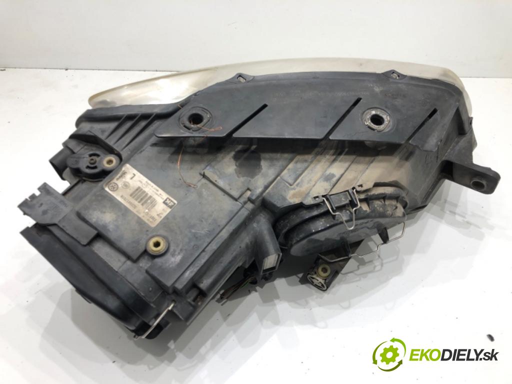 VW PASSAT B6 Variant (3C5) 2005 - 2011    2.0 TDI 103 kW [140 KM] olej napędowy 2005 - 2009  Svetlomet ľavy predný XENON 3C0941751K