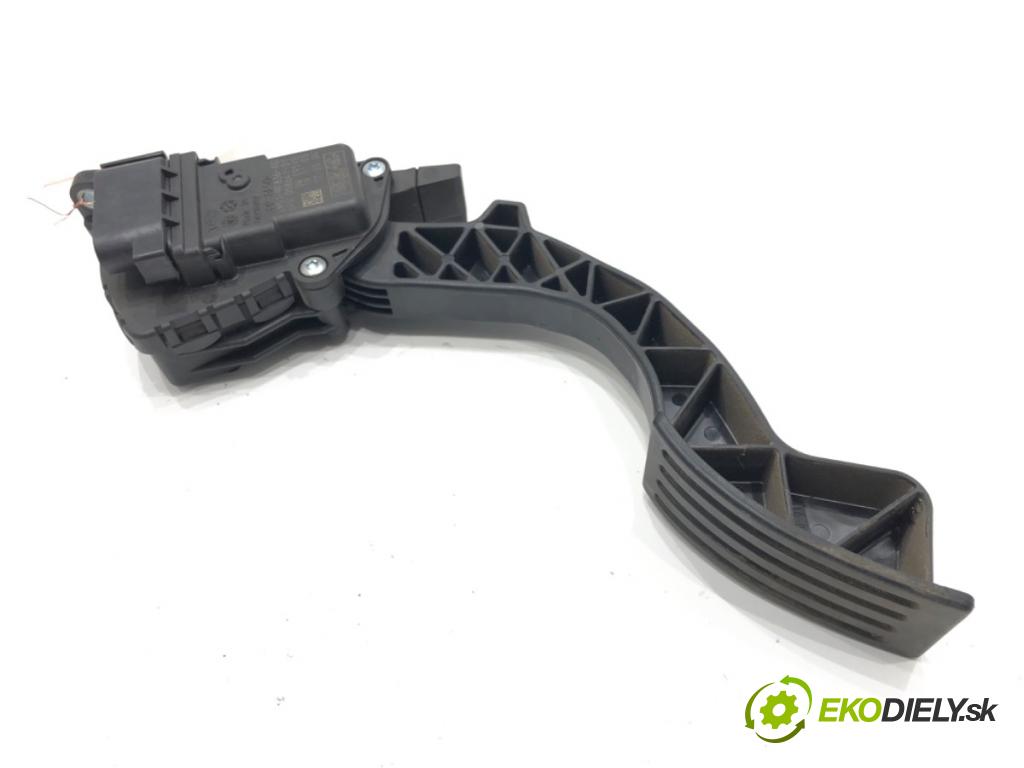 VOLVO V50 (545) 2003 - 2012    2.4 125 kW [170 KM] benzyna 2004 - 2010  Potenciometer plynu 4M51-9F836-AG (Pedále)