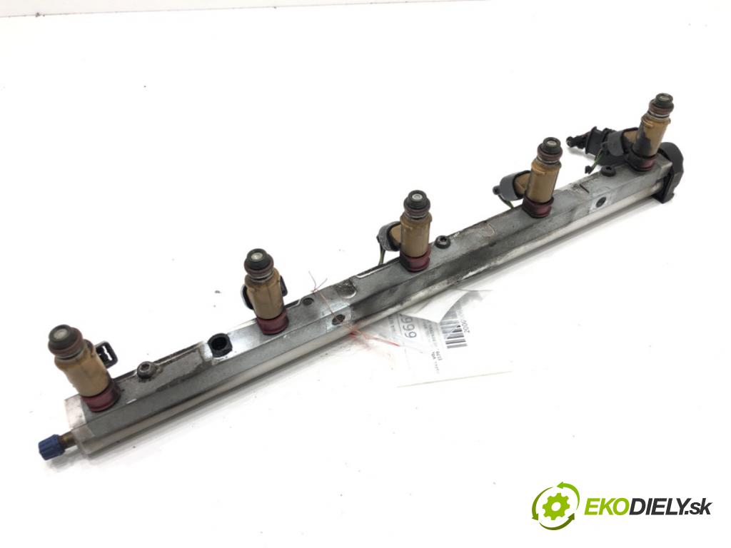 VOLVO V50 (545) 2003 - 2012    2.4 125 kW [170 KM] benzyna 2004 - 2010  Lišta vstrekovacia 0261230236 (Vstrekovacie lišty)