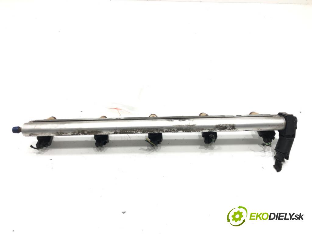 VOLVO V50 (545) 2003 - 2012    2.4 125 kW [170 KM] benzyna 2004 - 2010  Lišta vstrekovacia 0261230236 (Vstrekovacie lišty)