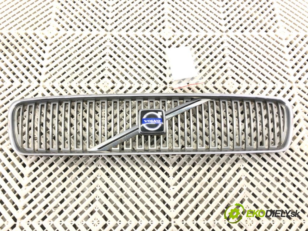 VOLVO V50 (545) 2003 - 2012    2.4 125 kW [170 KM] benzyna 2004 - 2010  mřížka maska 08678556 (Mřížky (masky) chladičů)