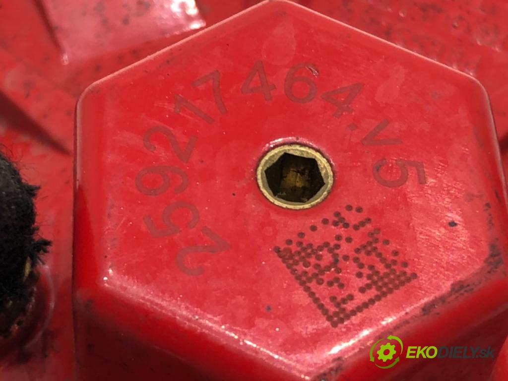 VOLVO V50 (545) 2003 - 2012    2.4 125 kW [170 KM] benzyna 2004 - 2010  Reduktor do plynu LPG  (LPG)