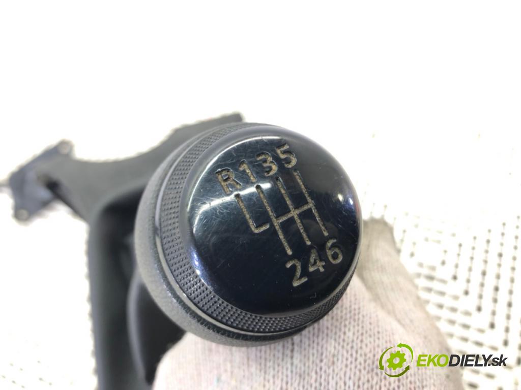 RENAULT MASTER III Autobus (JV) 2011 - 2022    2.3 dCi 135 FWD (JV0N, JV08) 100 kW [136 KM] olej napędowy 2014 - 2022  Kulisa 349013165R (Rýchlostné páky / kulisy)