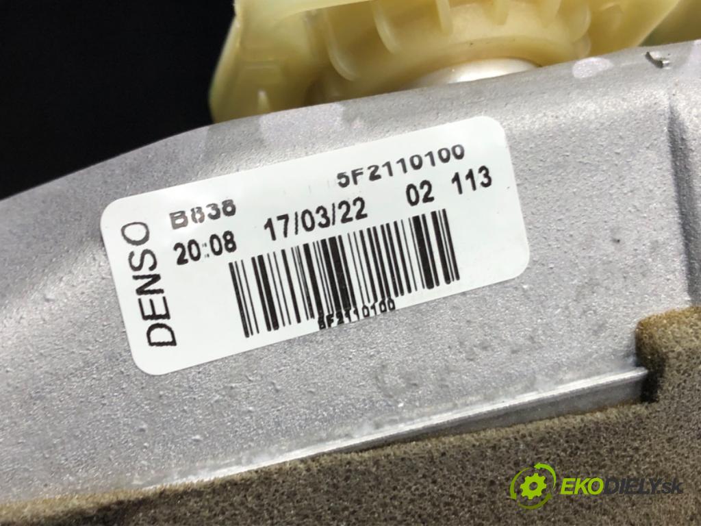 RENAULT MASTER III Autobus (JV) 2011 - 2022    2.3 dCi 135 FWD (JV0N, JV08) 100 kW [136 KM] olej napędowy 2014 - 2022  topné těleso radiátor topení 5F2110100 (Radiátory topení)