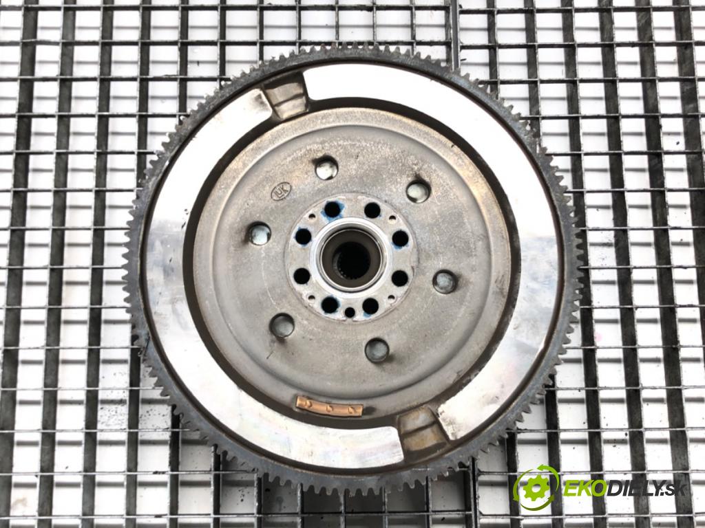 RENAULT MASTER III Autobus (JV) 2011 - 2022    2.3 dCi 135 FWD (JV0N, JV08) 100 kW [136 KM] olej napędowy 2014 - 2022  Spojková sada (bez ložiska) 302054176R 123108013R (Kompletné sady (bez ložiska))