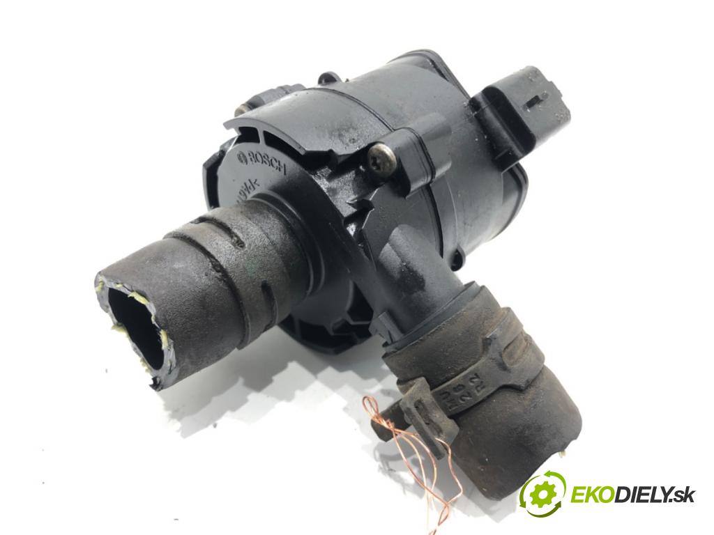 RENAULT MASTER III Autobus (JV) 2011 - 2022    2.3 dCi 135 FWD (JV0N, JV08) 100 kW [136 KM] olej napędowy 2014 - 2022  DALŠÍ: pumpa vody 925164GAOA (Vodní pumpy)