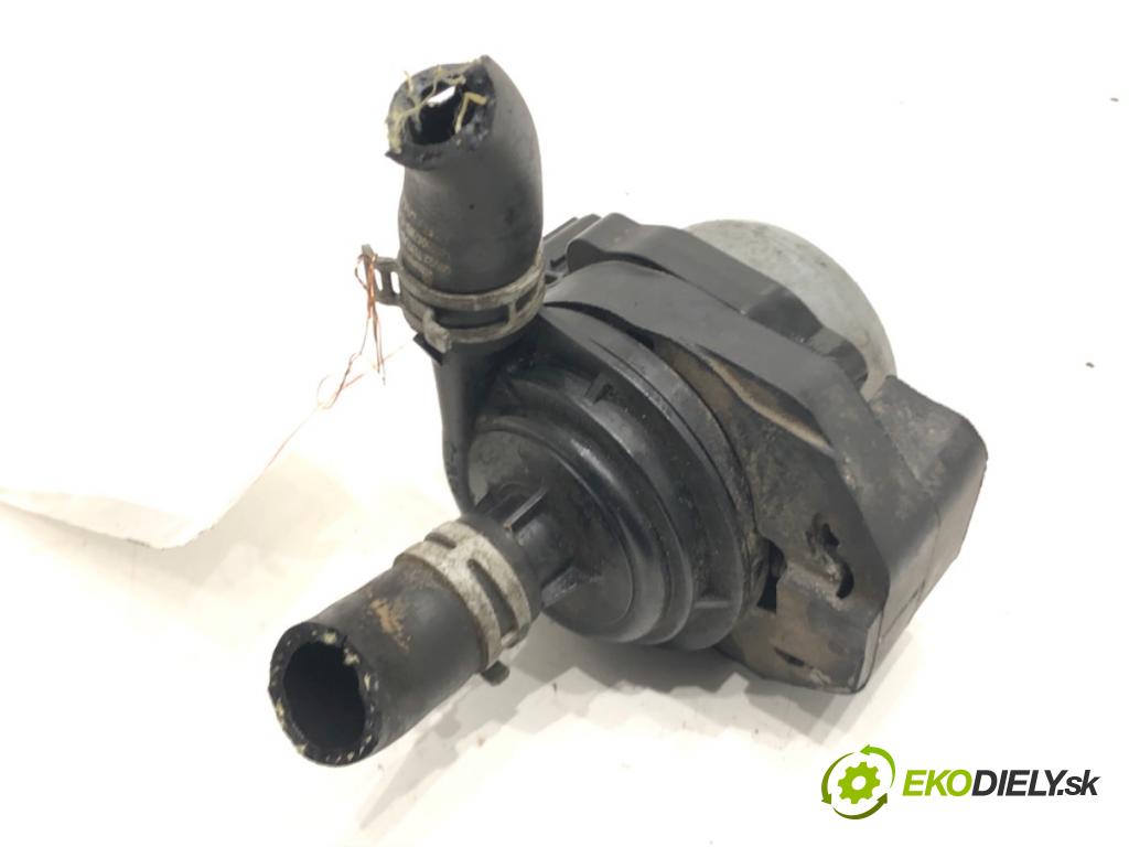 RENAULT MASTER III Autobus (JV) 2011 - 2022    2.3 dCi 135 FWD (JV0N, JV08) 100 kW [136 KM] olej napędowy 2014 - 2022  DALŠÍ: pumpa vody 210109597R (Vodní pumpy)