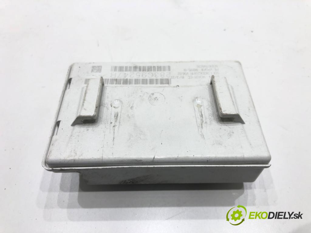 RENAULT MASTER III Autobus (JV) 2011 - 2022    2.3 dCi 135 FWD (JV0N, JV08) 100 kW [136 KM] olej napędowy 2014 - 2022  Modul GPS 283C95247R (Ostatné)