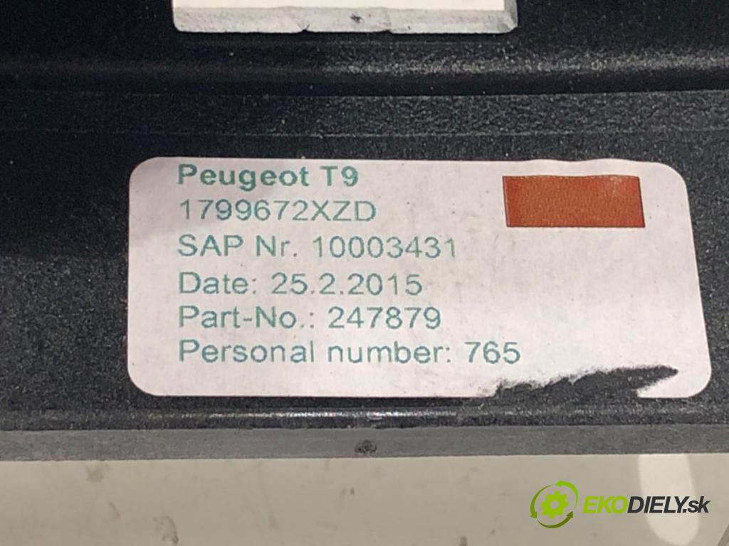 PEUGEOT 308 SW II (LC_, LJ_, LR_, LX_, L4_) 2014 - 2021    2.0 BlueHDi 150 110 kW [150 KM] olej napędowy 2014 - 2021  Lakťová opierka 1799672XZD (Lakťové opierky)