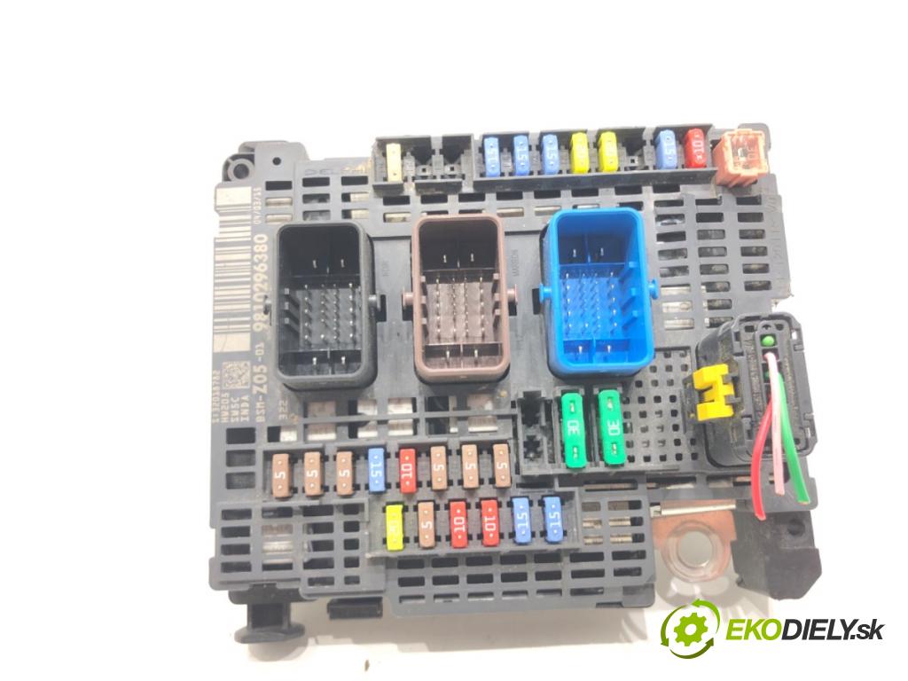 PEUGEOT 308 SW II (LC_, LJ_, LR_, LX_, L4_) 2014 - 2021    2.0 BlueHDi 150 110 kW [150 KM] olej napędowy 2014 - 2021  Modul BSM 9810296380 (Ostatné)