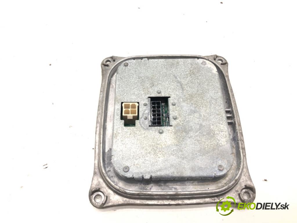 PEUGEOT 308 SW II (LC_, LJ_, LR_, LX_, L4_) 2014 - 2021    2.0 BlueHDi 150 110 kW [150 KM] olej napędowy 2014 - 2021  Menič XENON 130732940300 (Riadiace jednotky xenónu)