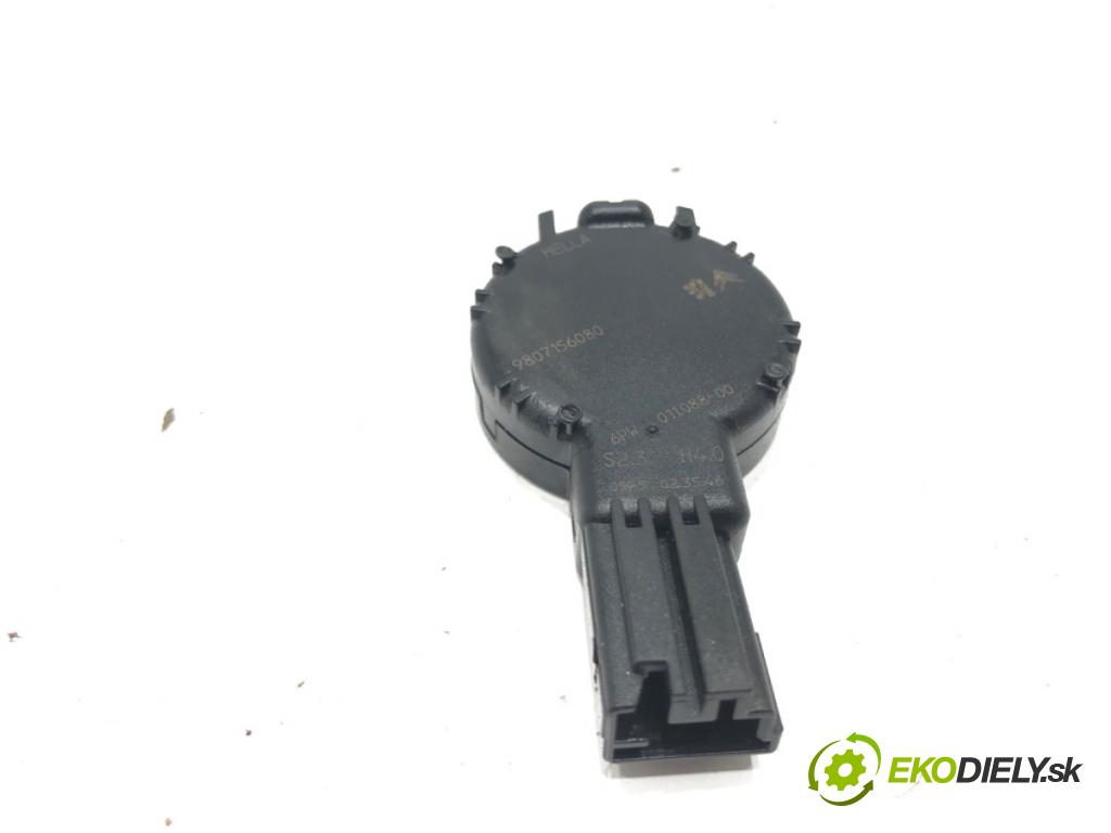 PEUGEOT 308 SW II (LC_, LJ_, LR_, LX_, L4_) 2014 - 2021    2.0 BlueHDi 150 110 kW [150 KM] olej napędowy 2014 - 2021  Snímač dažďa 9807156080 (Snímače dažďa)