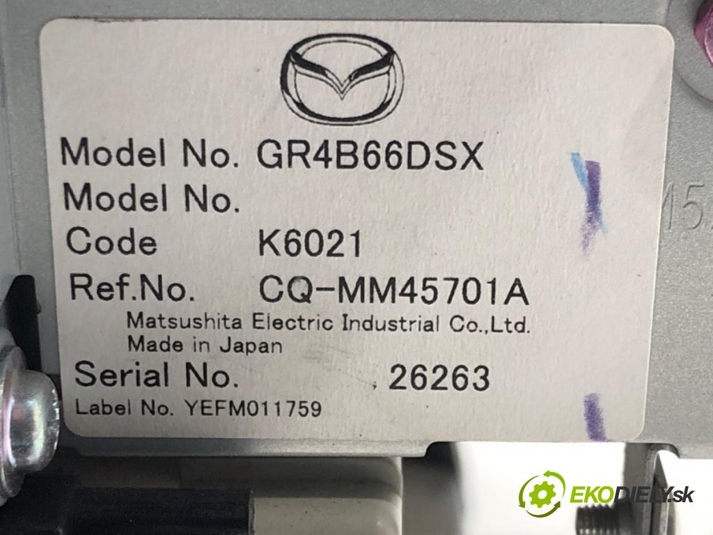 MAZDA 6 Station Wagon (GY) 2002 - 2008    1.8 88 kW [120 KM] benzyna 2002 - 2007  RADIO GR4B66DSX (Audio zariadenia)
