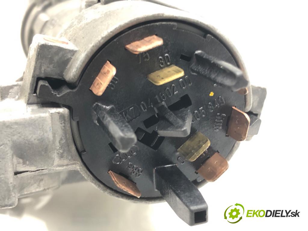 AUDI A4 B6 Avant (8E5) 2000 - 2005    1.9 TDI 96 kW [130 KM] olej napędowy 2001 - 2004  spinačka  (Spínacie skrinky a kľúče)