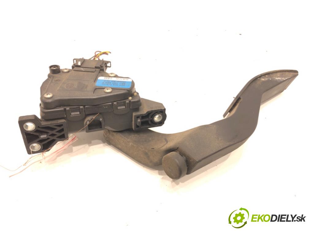 AUDI A4 B6 Avant (8E5) 2000 - 2005    1.9 TDI 96 kW [130 KM] olej napędowy 2001 - 2004  Potenciometer plynu 8E1723523F (Pedále)