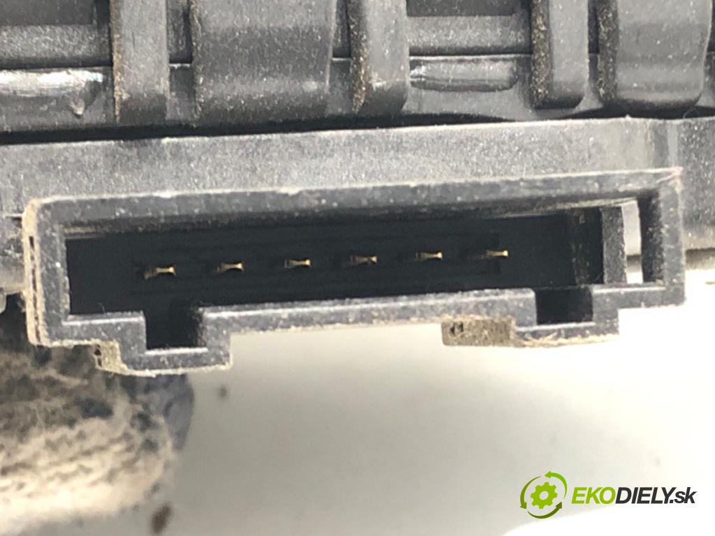 AUDI A4 B6 Avant (8E5) 2000 - 2005    1.9 TDI 96 kW [130 KM] olej napędowy 2001 - 2004  Potenciometer plynu 8E1723523F (Pedále)