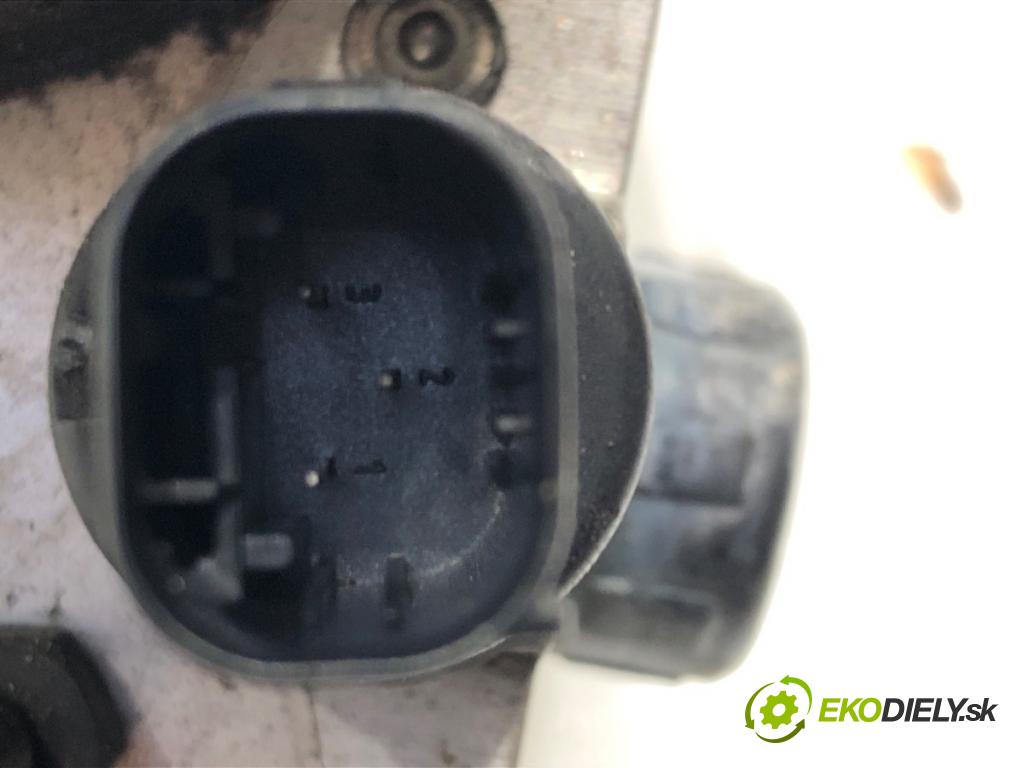 AUDI A4 B6 Avant (8E5) 2000 - 2005    1.9 TDI 96 kW [130 KM] olej napędowy 2001 - 2004  Pumpa ABS 0265950011 (Pumpy ABS)