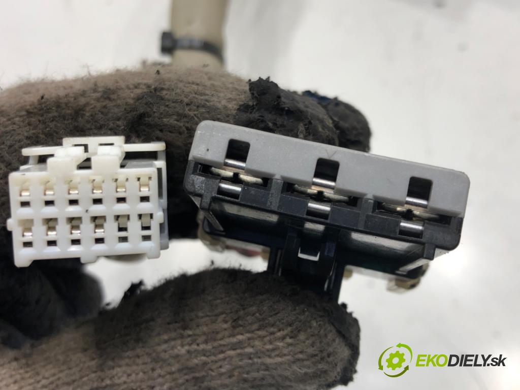 HYUNDAI i40 I CW (VF) 2011 - 2022    1.7 CRDi 100 kW [136 KM] olej napędowy 2011 - 2022  Pumpa servočerpadlo 563003Z200 (Servočerpadlá, pumpy riadenia)