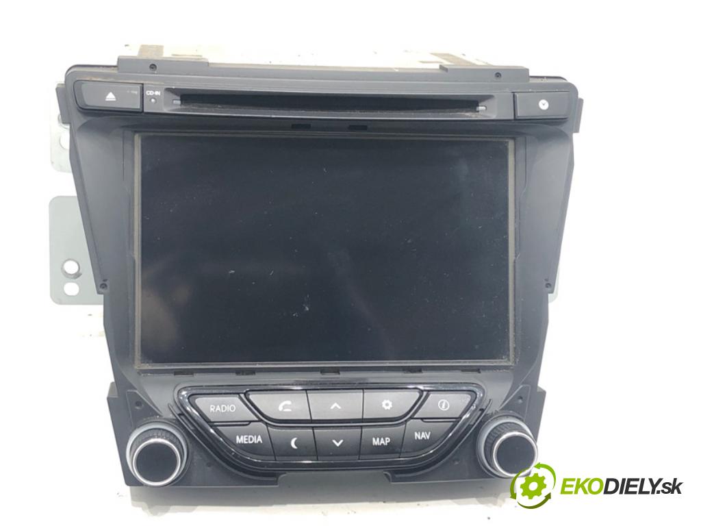 HYUNDAI i40 I CW (VF) 2011 - 2022    1.7 CRDi 100 kW [136 KM] olej napędowy 2011 - 2022  RADIO Navigácia 96560-3Z000 (Audio zariadenia)