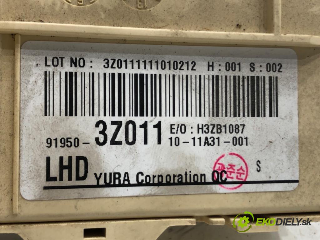 HYUNDAI i40 I CW (VF) 2011 - 2022    1.7 CRDi 100 kW [136 KM] olej napędowy 2011 - 2022  skříňka poistková 91950-3Z011 (Pojistkové skříňky)