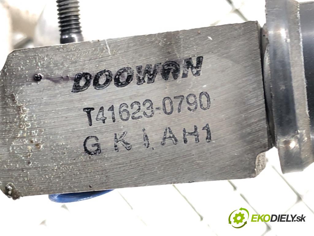 HYUNDAI i40 I CW (VF) 2011 - 2022    1.7 CRDi 100 kW [136 KM] olej napędowy 2011 - 2022  rúrka klimatizácie T41623-0790 (Rúrky klimatizácie)