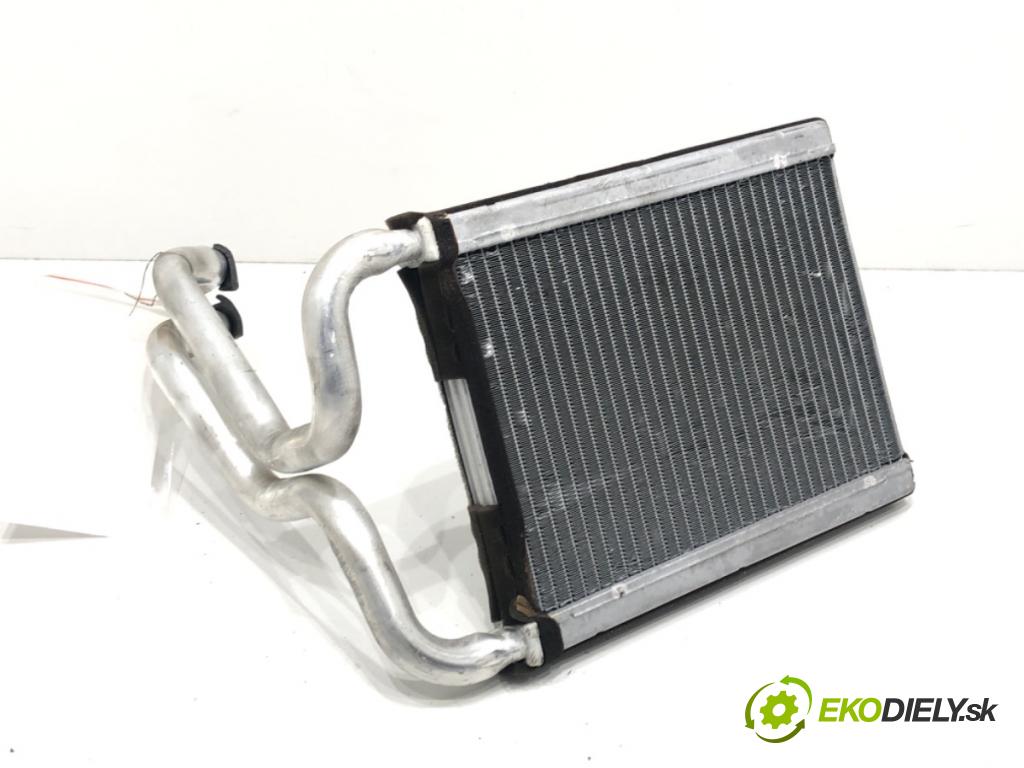 HYUNDAI i40 I CW (VF) 2011 - 2022    1.7 CRDi 100 kW [136 KM] olej napędowy 2011 - 2022  topné těleso radiátor topení  (Radiátory topení)