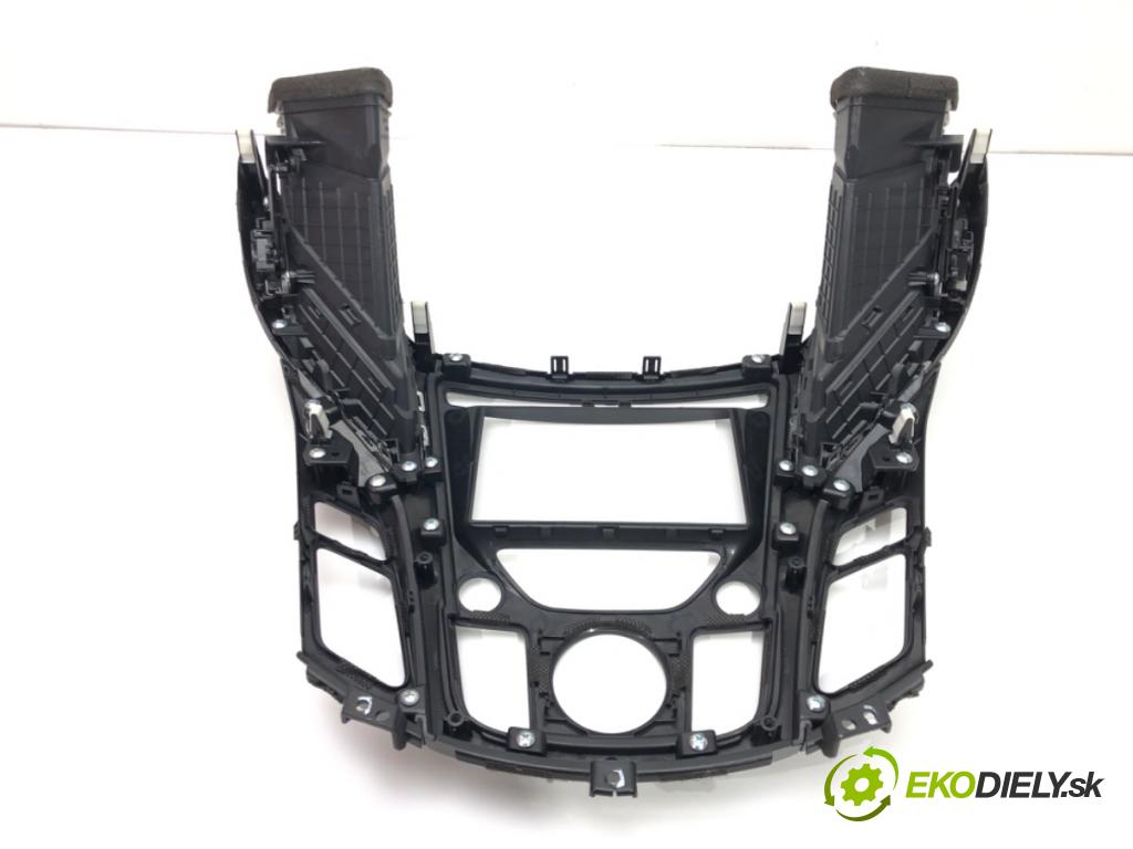 HYUNDAI i40 I CW (VF) 2011 - 2022    1.7 CRDi 100 kW [136 KM] olej napędowy 2011 - 2022  Mriežky kúrenia stredna  (Mriežky kúrenia (fukáre))